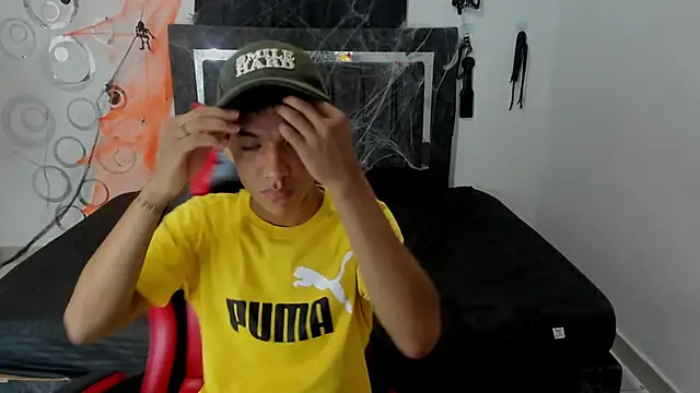 Snapshot of Maximiliano_Khalil chatting on 11/01/25, 07:49 Maximiliano Khalil online show from 11/01/25, 07:49