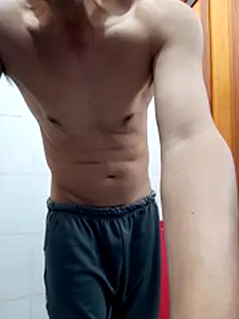 Snapshot of Cafeen19 chatting on 02/07/26, 11:52 Cafeen19 online show from 02/07/26, 11:52