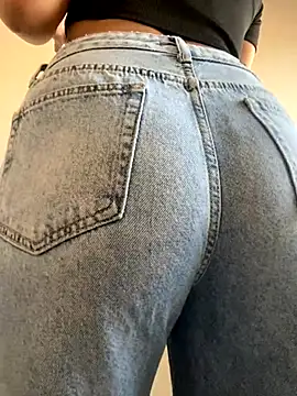 Catalina244 online show from 10/30/25, 08:09