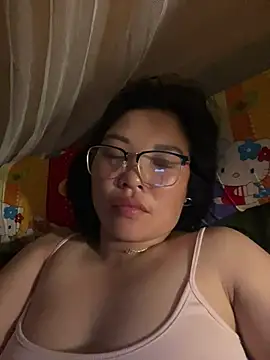 Snapshot of heodat-sexx chatting on 05/19/26, 07:20 heodat-sexx online show from 05/19/26, 07:20