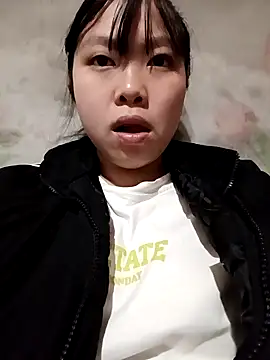 Snapshot of Ciin_hello chatting on 02/01/26, 12:42 Ciin hello online show from 02/01/26, 12:42