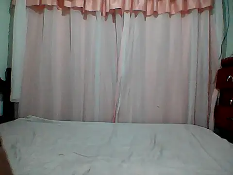 HotGiirl2025 online show from 12/04/25, 03:05