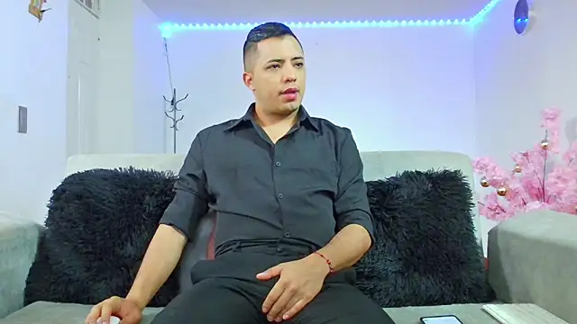 Mike Fetiche online show from 12/18/25, 11:49