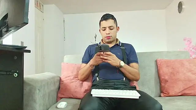 Mike Fetiche online show from 02/03/26, 12:54