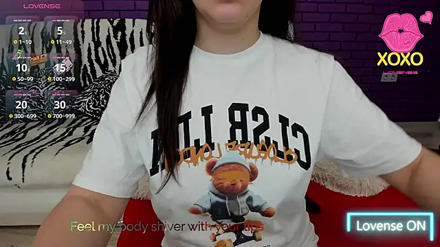 Snapshot of GlowMimi chatting on 02/02/26, 03:11 GlowMimi online show from 02/02/26, 03:11