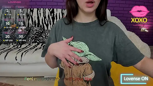 Snapshot of GlowMimi chatting on 03/14/26, 04:56 GlowMimi online show from 03/14/26, 04:56