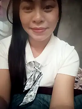 Snapshot of Bamboo-niee123 chatting on 01/16/26, 02:43 Bamboo-niee123 online show from 01/16/26, 02:43