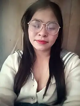 Snapshot of Bamboo-niee123 chatting on 02/20/26, 06:26 Bamboo-niee123 online show from 02/20/26, 06:26