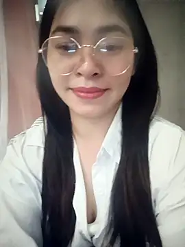 Snapshot of Bamboo-niee123 chatting on 02/24/26, 08:18 Bamboo-niee123 online show from 02/24/26, 08:18