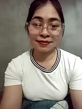 Snapshot of Bamboo-niee123 chatting on 03/01/26, 03:03 Bamboo-niee123 online show from 03/01/26, 03:03