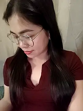 Snapshot of Bamboo-niee123 chatting on 04/08/26, 03:17 Bamboo-niee123 online show from 04/08/26, 03:17