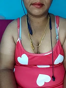 Snapshot of deepikasree143 chatting on 10/29/25, 07:15 deepikasree143 online show from 10/29/25, 07:15