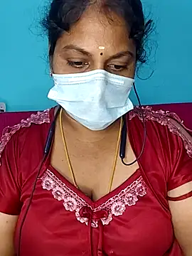 deepikasree143 online show from 11/10/25, 10:20