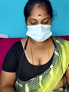 deepikasree143 online show from 11/13/25, 03:55