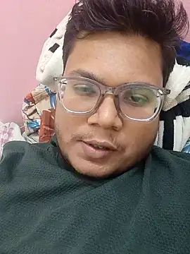 Snapshot of playboy210600 chatting on 12/17/25, 01:50 playboy210600 online show from 12/17/25, 01:50