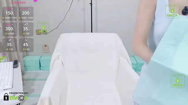 Snapshot of 05mm_yy chatting on 03/13/26, 10:00 05mm yy online show from 03/13/26, 10:00