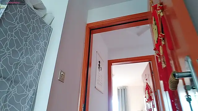 Yan61 online show from 12/18/25, 03:23