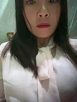 Elysia-007 online show from 01/18/26, 01:20