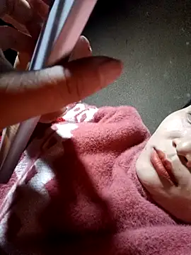 yoyo-mi online show from 02/12/26, 03:45