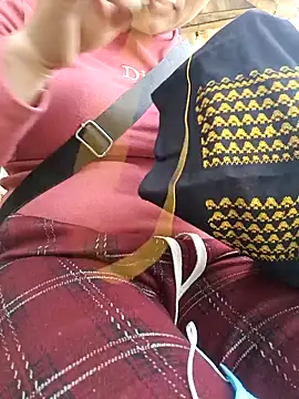 yoyo-mi online show from 02/21/26, 06:58