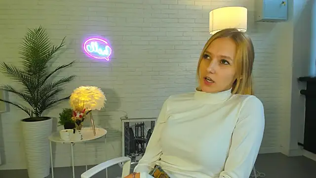 Snapshot of BeckieCrunkleton chatting on 11/01/25, 08:16 BeckieCrunkleton online show from 11/01/25, 08:16