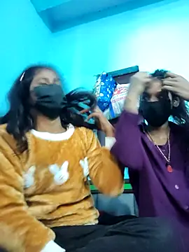 Snapshot of Sanjana-60 chatting on 12/14/25, 07:14 Sanjana-60 online show from 12/14/25, 07:14