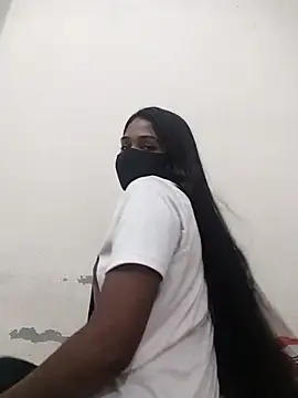 Green LaDY66 online show from 11/15/25, 01:25