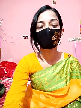 Snapshot of Green_LaDY66 chatting on 04/05/26, 02:03 Green LaDY66 online show from 04/05/26, 02:03