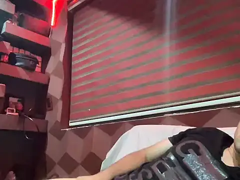 Bbydaddy 0 online show from 12/02/25, 01:11