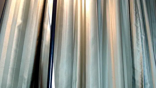 LIYXS online show from 12/16/25, 02:27