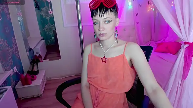 Snapshot of ErickaFetish chatting on 11/02/25, 03:03 ErickaFetish online show from 11/02/25, 03:03