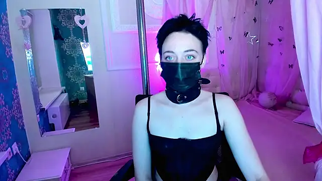 Snapshot of ErickaFetish chatting on 11/19/25, 03:34 ErickaFetish online show from 11/19/25, 03:34