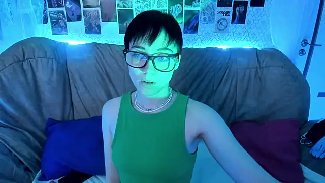 Snapshot of ErickaFetish chatting on 12/03/25, 04:38 ErickaFetish online show from 12/03/25, 04:38