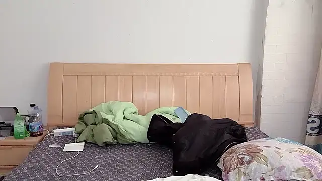 N228 online show from 11/26/25, 07:09