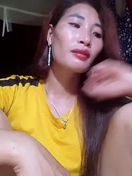 Snapshot of HGiasexy69 chatting on 11/10/25, 10:14 HGiasexy69 online show from 11/10/25, 10:14