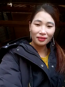 Snapshot of HGiasexy69 chatting on 11/27/25, 02:13 HGiasexy69 online show from 11/27/25, 02:13