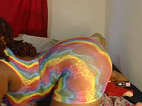 sexy-Halo online show from 10/29/25, 01:13