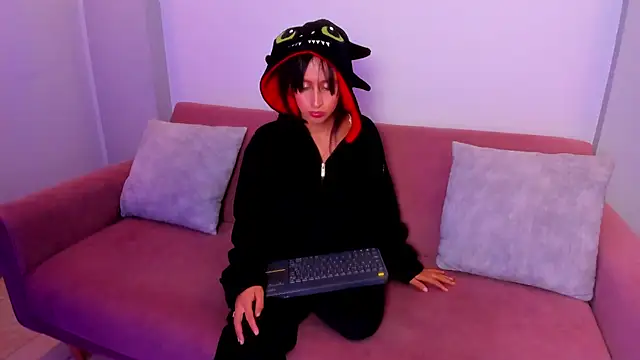 Julietta01 online show from 11/10/25, 03:05