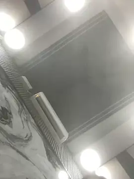 Snapshot of Heena_Sharma982 chatting on 03/16/26, 07:51 Heena Sharma982 online show from 03/16/26, 07:51