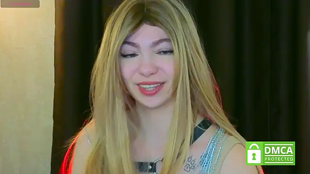 sophiaxoxo online show from 10/29/25, 10:17