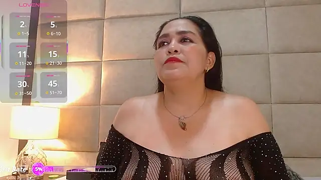 NoaMilf  online show from 12/05/25, 08:27