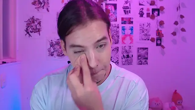 reiko doll online show from 11/01/25, 01:29