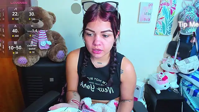 Emma boo online show from 12/21/25, 05:53