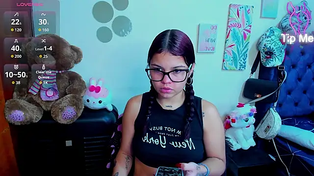 Emma boo online show from 02/02/26, 03:33