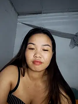 chu-bibo online show from 11/08/25, 04:51