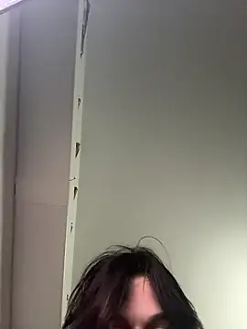 Snapshot of romanceteen chatting on 11/09/25, 09:35 romanceteen online show from 11/09/25, 09:35