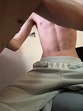 Snapshot of romanceteen chatting on 11/12/25, 10:41 romanceteen online show from 11/12/25, 10:41