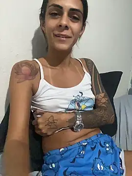 Snapshot of sabrinaneves chatting on 06/11/26, 12:32 sabrinaneves online show from 06/11/26, 12:32