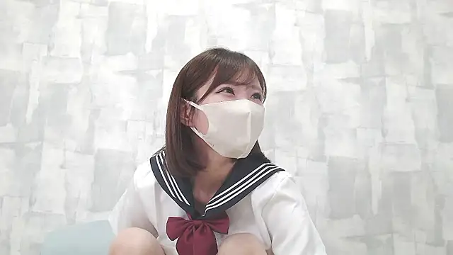 Snapshot of Minami_jjjj chatting on 11/17/25, 09:37 Minami jjjj online show from 11/17/25, 09:37