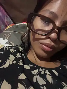 hottiebabe23 online show from 12/20/25, 07:10